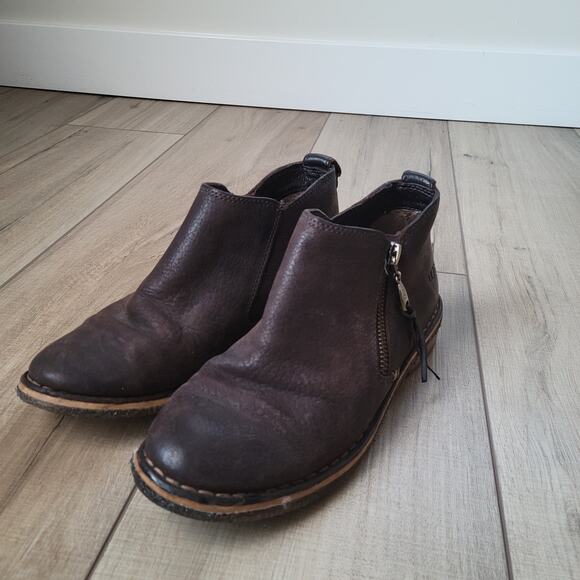 UGG Clementine Brown Leather Shearling Lined Ankle Boots Women Sz 6 1008703 - Picture 14 of 16